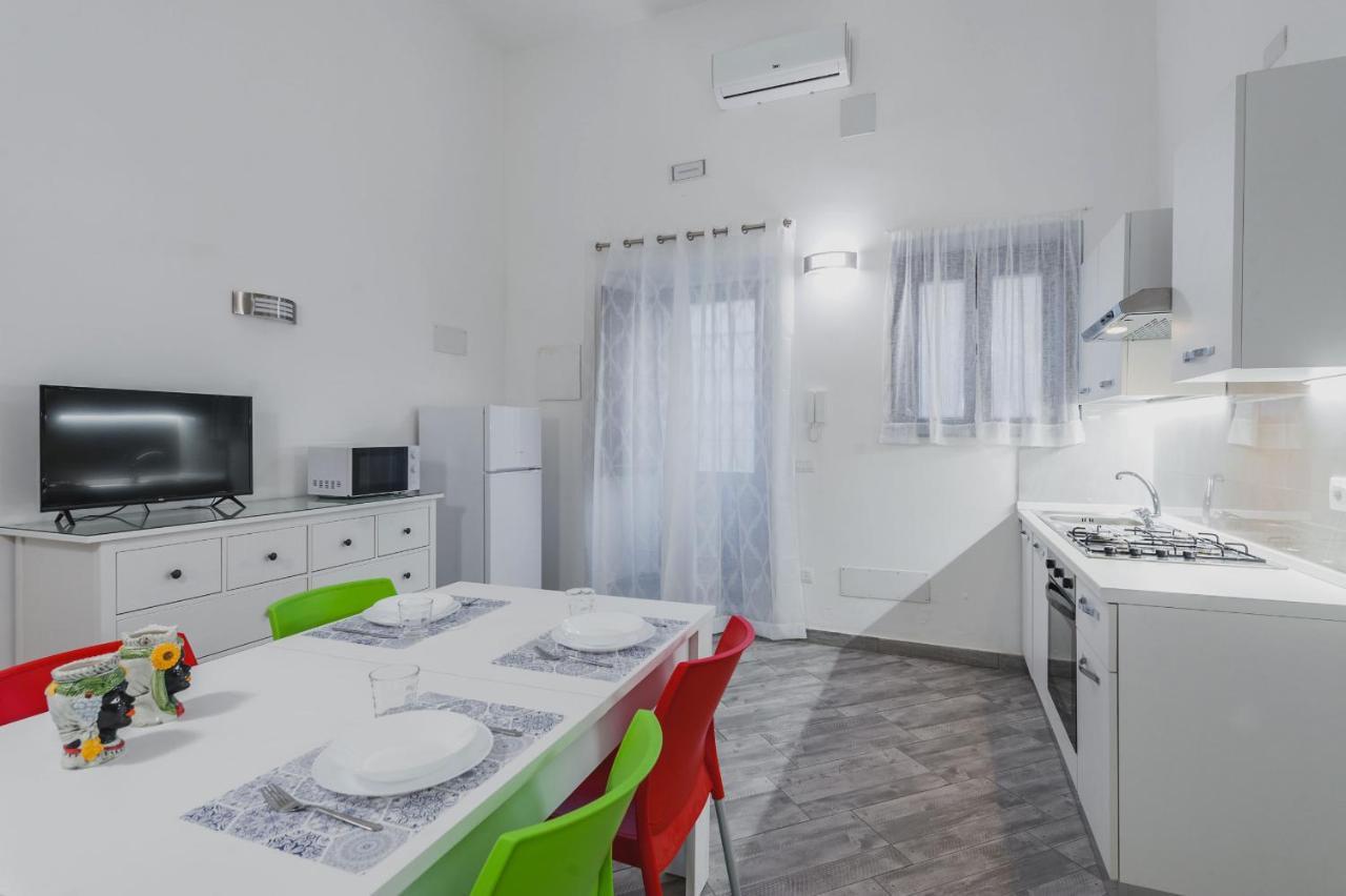 Modern Duplex With Balcony By Wonderful Italy Apartamento Catânia Exterior foto